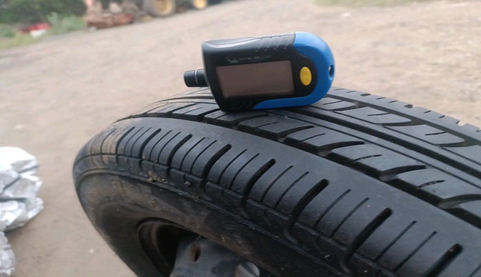 2019 Maruti Alto LXI, Petrol, Manual, 38,986 km, tyre