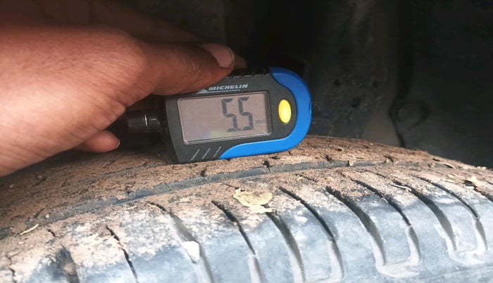 2021 Hyundai NEW I20 MAGNA 1.2 MT, Petrol, Manual, 21,750 km, tyre