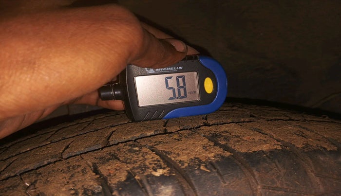 2021 Hyundai NEW I20 MAGNA 1.2 MT, Petrol, Manual, 21,750 km, tyre