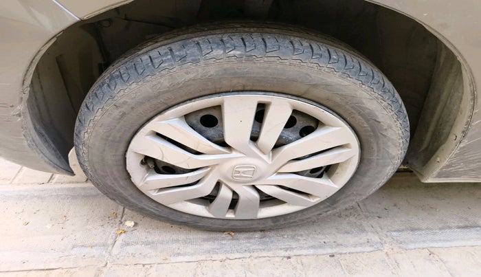 2016 Honda Jazz 1.2L I-VTEC SV, Petrol, Manual, 47,497 km, tyre