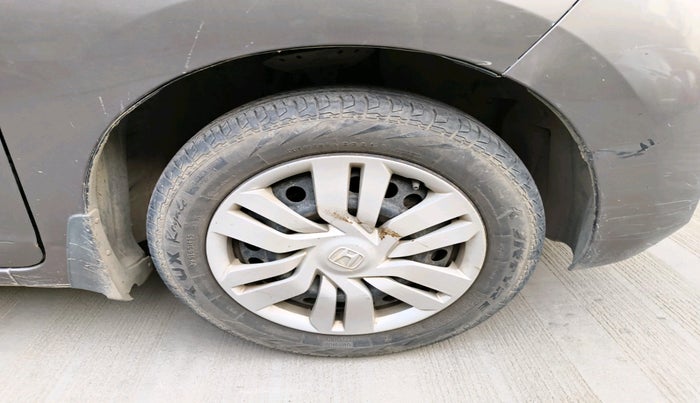 2016 Honda Jazz 1.2L I-VTEC SV, Petrol, Manual, 47,497 km, tyre