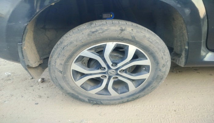 2013 Nissan Terrano XL (D), Diesel, Manual, 1,32,604 km, tyre