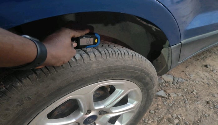 2018 Ford Ecosport TITANIUM 1.5L DIESEL, Diesel, Manual, 1,06,268 km, tyre