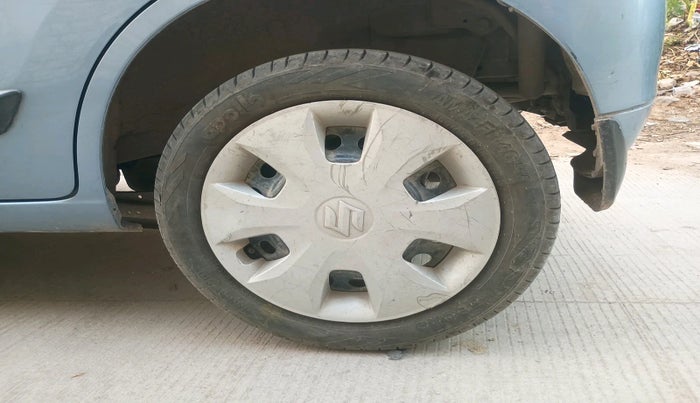 2012 Maruti Wagon R 1.0 VXI, Petrol, Manual, 73,319 km, tyre