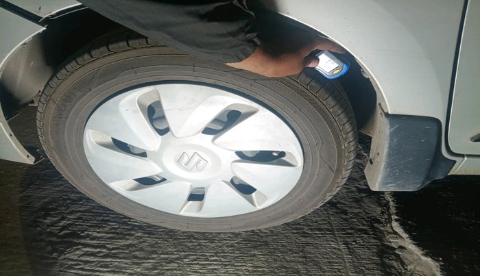 2018 Maruti Celerio VXI CNG, Petrol, Manual, 79,373 km, tyre