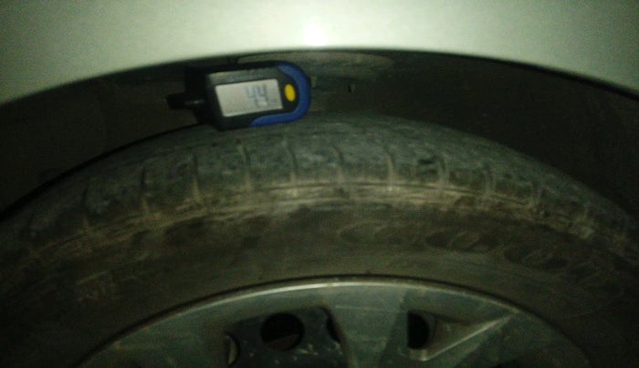 2016 Hyundai Grand i10 SPORTZ 1.2 KAPPA VTVT, Petrol, Manual, 75,186 km, tyre