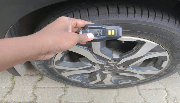 2017 Honda WR-V 1.2L I-VTEC VX MT, Petrol, Manual, 27,124 km, tyre