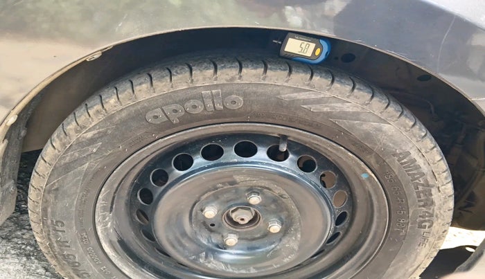 2017 Maruti Baleno DELTA PETROL 1.2, Petrol, Manual, 81,182 km, tyre