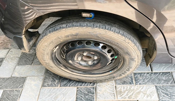 2017 Maruti Baleno DELTA PETROL 1.2, Petrol, Manual, 81,182 km, tyre