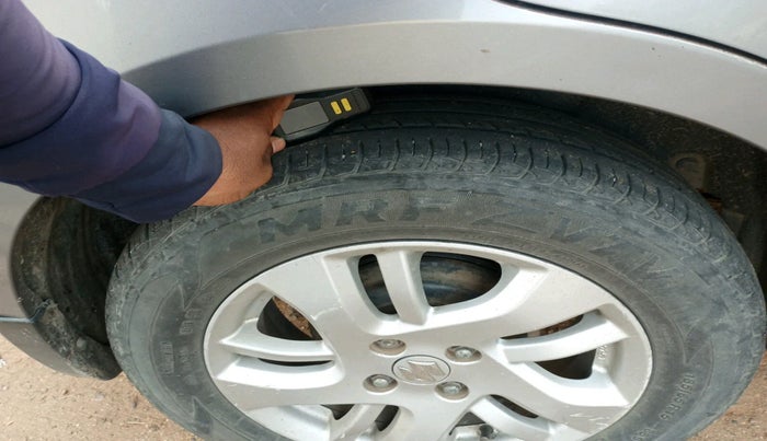 2014 Maruti Swift Dzire ZDI, Diesel, Manual, 2,34,426 km, tyre