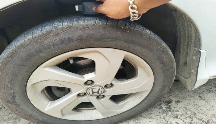 2017 Honda City 1.5L I-VTEC V MT, Petrol, Manual, 87,951 km, tyre