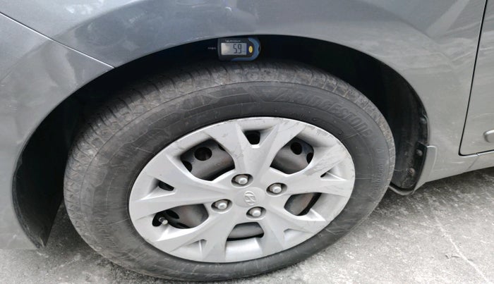 2015 Hyundai Grand i10 SPORTZ 1.2 KAPPA VTVT, Petrol, Manual, 85,916 km, tyre