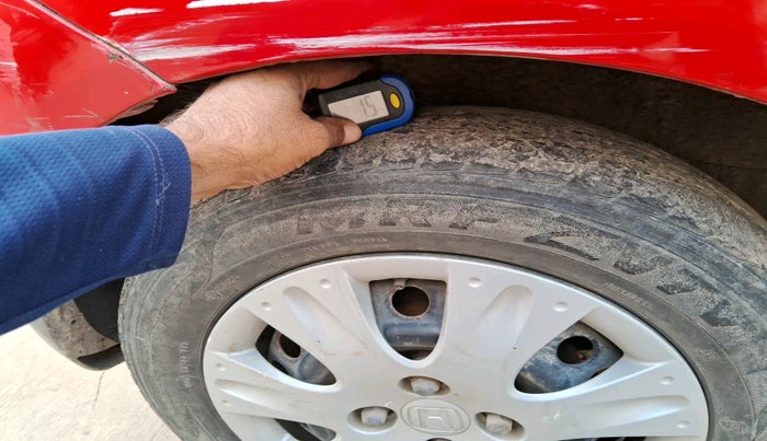 2015 Honda Brio S MT, Petrol, Manual, 53,875 km, tyre