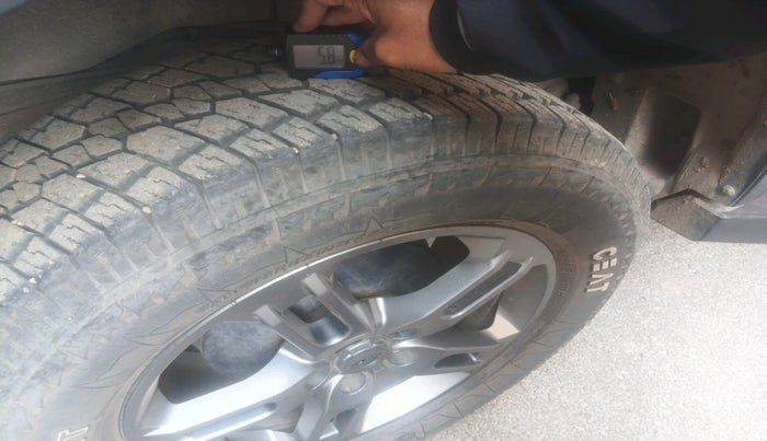 2022 Mahindra Thar LX D 4WD AT CONVERTIBLE, Diesel, Automatic, 29,718 km, tyre