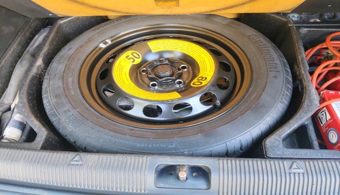 2014 Skoda Yeti ELEGANCE 4 X 2, Diesel, Manual, 2,26,860 km, tyre