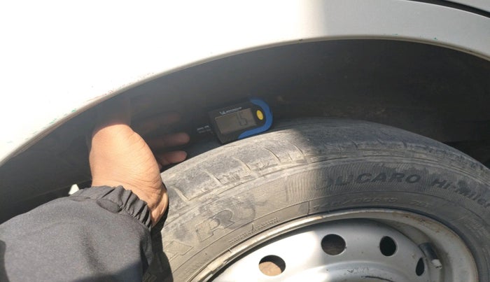 2011 Maruti Wagon R 1.0 LXI, Petrol, Manual, 91,283 km, tyre