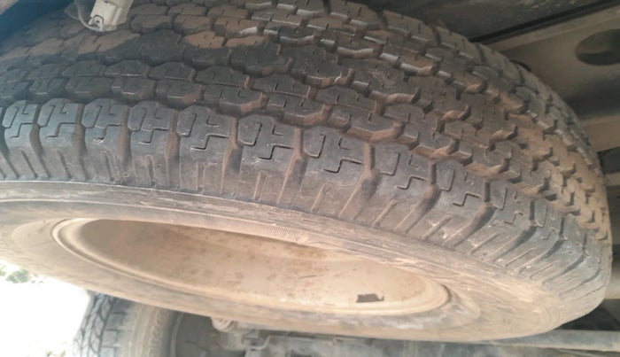 2010 Mahindra Scorpio VLX 2WD AT, Diesel, Automatic, 1,17,199 km, tyre