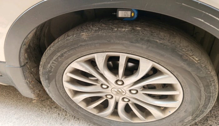 2017 Maruti S Cross ZETA 1.3, Diesel, Manual, 1,07,051 km, tyre