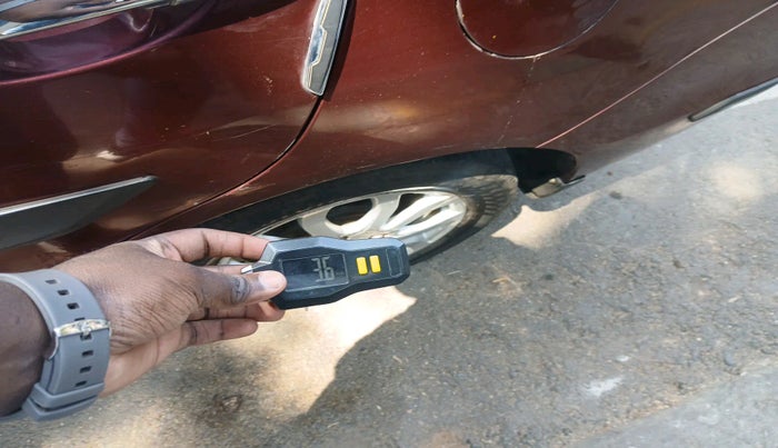 2013 Honda Amaze 1.2L I-VTEC VX, Petrol, Manual, 90,703 km, tyre