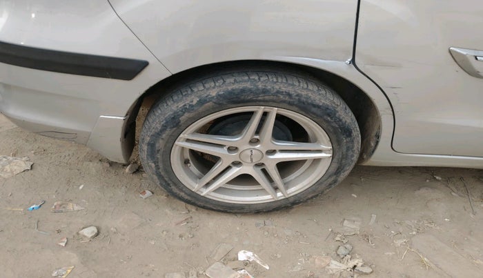 2016 Maruti Ertiga VDI SHVS, Diesel, Manual, 1,08,651 km, tyre