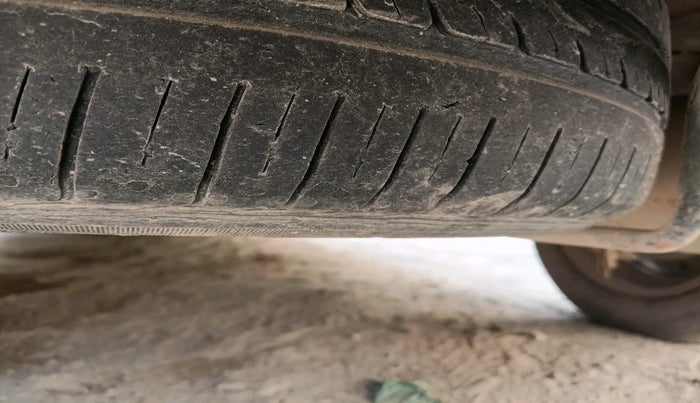 2019 Maruti Ertiga VDI 1.3, Diesel, Manual, 90,376 km, tyre