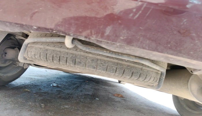 2021 Maruti Ertiga VXI CNG, Petrol, Manual, 89,654 km, tyre