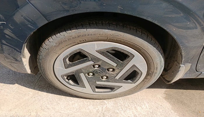 2024 Hyundai GRAND I10 NIOS SPORTZ 1.2 KAPPA VTVT CNG, Petrol, Manual, 47,127 km, tyre