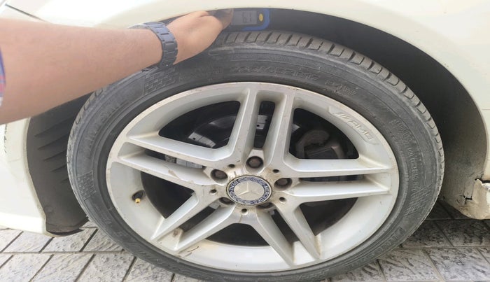 2012 Mercedes Benz C Class C250 CDI AT AVANTGARDE, Diesel, Automatic, 1,56,329 km, tyre