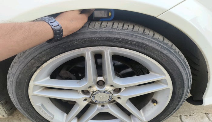 2012 Mercedes Benz C Class C250 CDI AT AVANTGARDE, Diesel, Automatic, 1,56,329 km, tyre