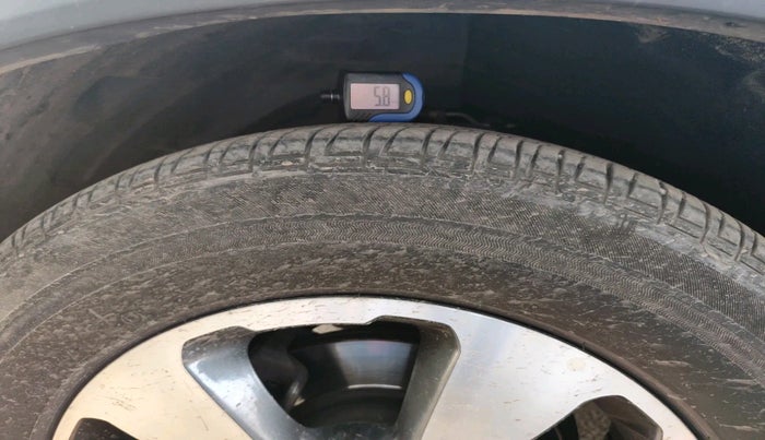 2019 Mahindra ALTURAS G4 4WD AT, Diesel, Automatic, 59,142 km, tyre