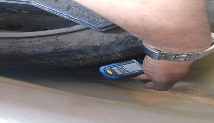 2015 Maruti Celerio VXI AMT, Petrol, Automatic, 59,064 km, tyre