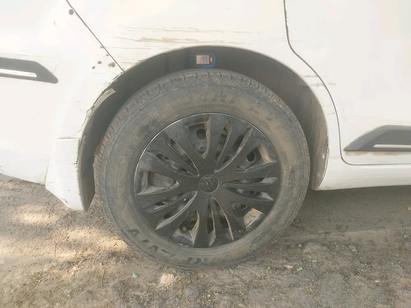 2014 Maruti Ertiga ZXI, Petrol, Manual, 95,002 km, tyre