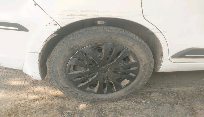 2014 Maruti Ertiga ZXI, Petrol, Manual, 95,002 km, tyre