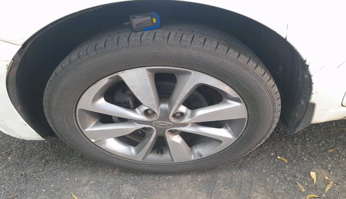 2015 Hyundai Elite i20 ASTA 1.2, Petrol, Manual, 80,185 km, tyre