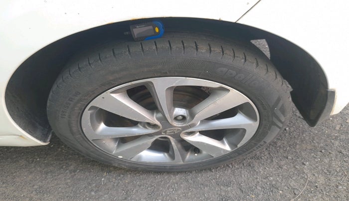 2015 Hyundai Elite i20 ASTA 1.2, Petrol, Manual, 80,185 km, tyre