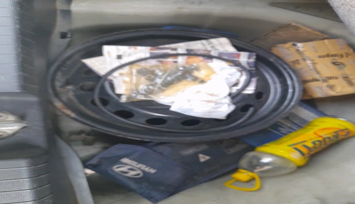 2015 Hyundai Elite i20 ASTA 1.2, Petrol, Manual, 80,185 km, tyre