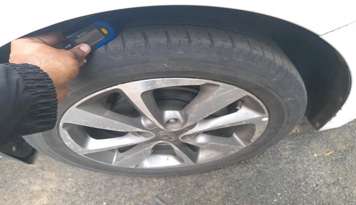 2015 Hyundai Elite i20 ASTA 1.2, Petrol, Manual, 80,185 km, tyre