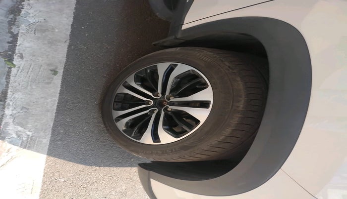 2022 MG HECTOR SHARP 1.5 PETROL CVT, Petrol, Automatic, 30,800 km, tyre