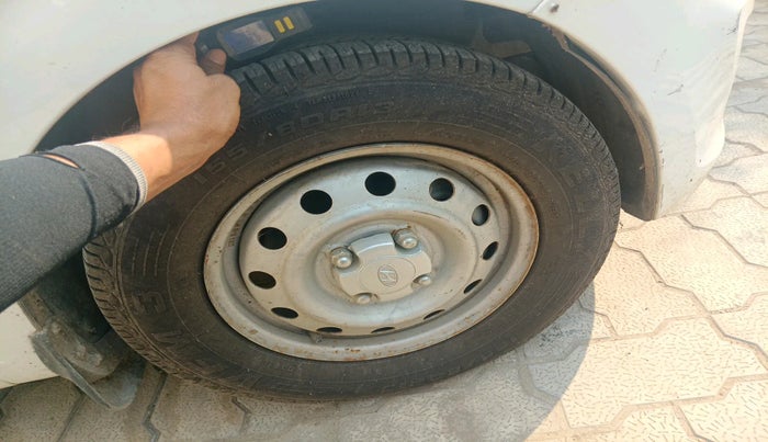 2016 Hyundai i10 MAGNA 1.1, Petrol, Manual, 34,880 km, tyre