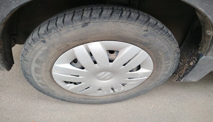 2018 Maruti Alto 800 LXI, Petrol, Manual, 32,670 km, tyre