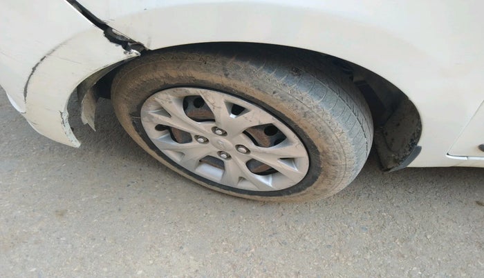 2017 Hyundai Grand i10 SPORTZ 1.1 CRDI, Diesel, Manual, 91,682 km, tyre