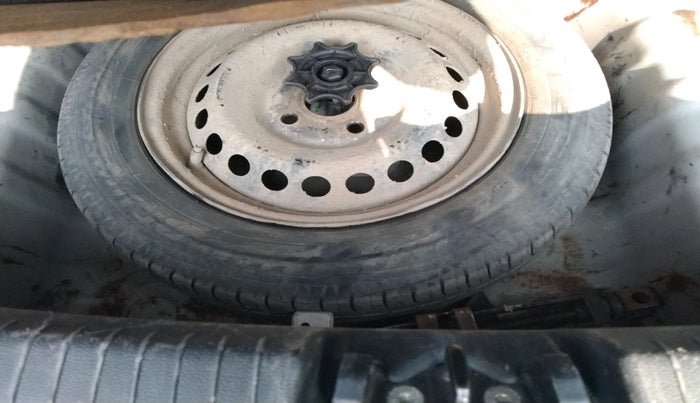 2017 Hyundai Grand i10 SPORTZ 1.1 CRDI, Diesel, Manual, 91,682 km, tyre