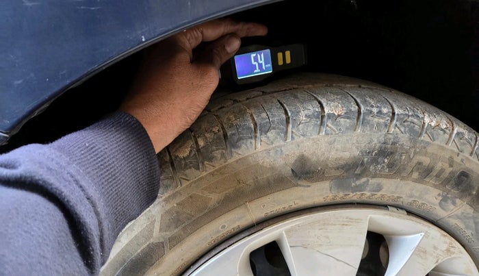 2017 Maruti Baleno DELTA PETROL 1.2, Petrol, Manual, 92,122 km, tyre