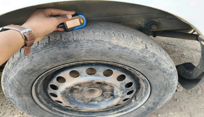 2016 Chevrolet Enjoy 1.3 LS 7 STR, Diesel, Manual, 1,09,164 km, tyre