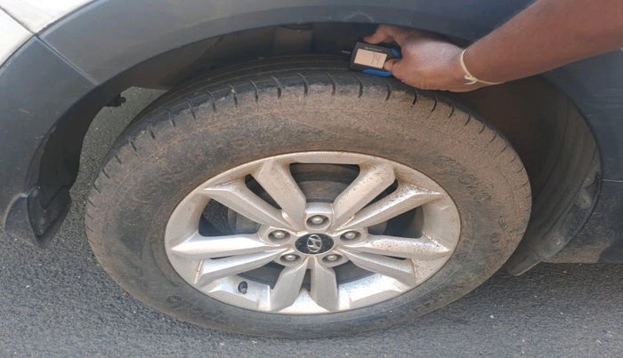 2016 Hyundai Creta SX PLUS 1.6 DIESEL, Diesel, Manual, 1,18,219 km, tyre