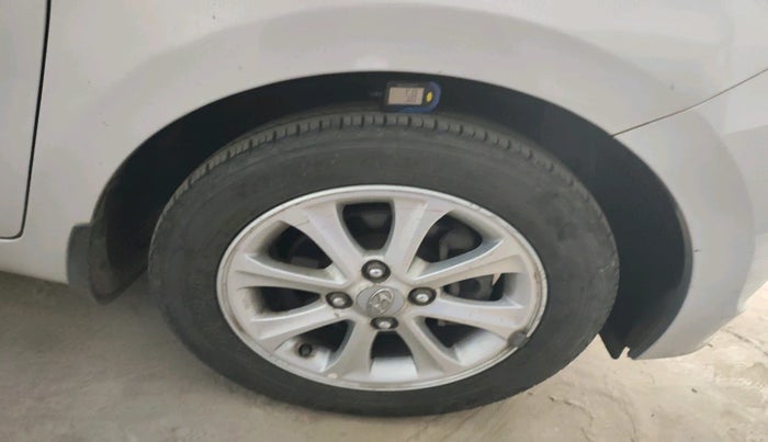 2015 Hyundai Grand i10 ASTA 1.2 KAPPA VTVT, Petrol, Manual, 30,900 km, tyre