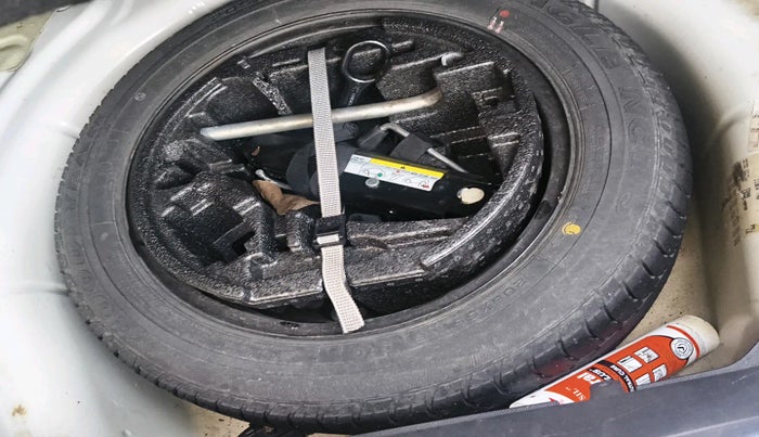 2012 Skoda Superb ELEGANCE 1.8 TSI AT, Petrol, Automatic, 78,852 km, tyre