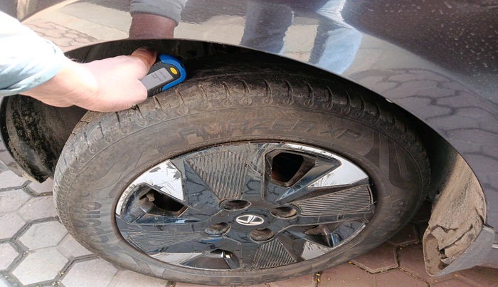 2023 Tata TIAGO EV XZ PLUS LONG RANGE, Electric, Automatic, 26,861 km, tyre