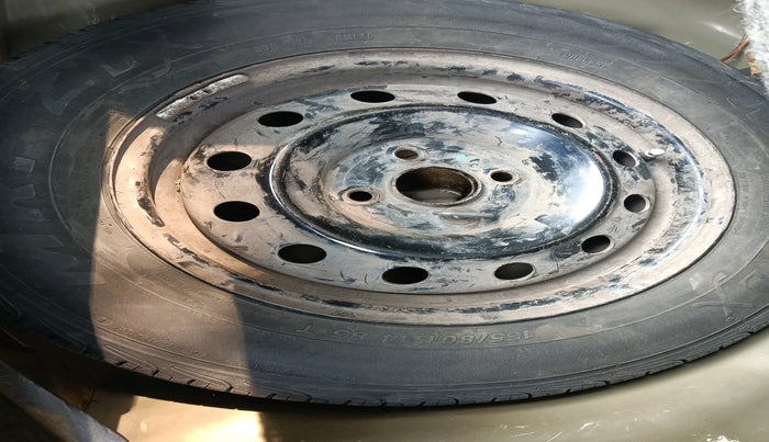 2012 Maruti Swift VDI, Diesel, Manual, 2,63,171 km, tyre