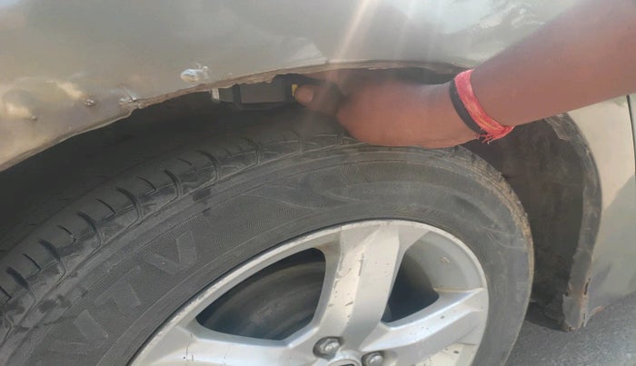 2011 Honda City 1.5L I-VTEC V MT, Petrol, Manual, 1,05,514 km, tyre